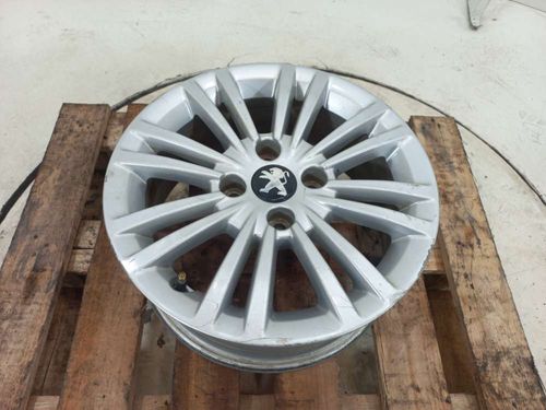 RODA DE LIGA LEVE TRAS ESQUERD PEUGEOT 208 1.2 2020