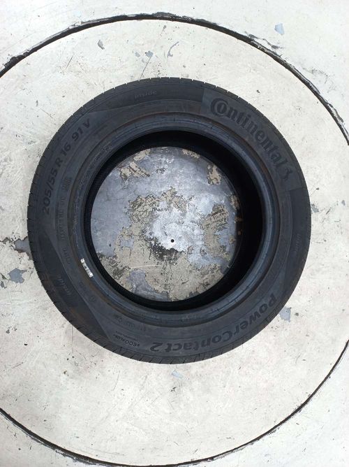 PNEU CONT 205/55R16  R