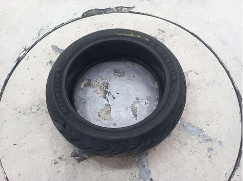 PNEU ARO 17 HONDA HORNET 600 2006