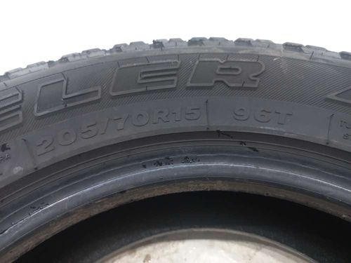 PNEU BRIDGESTONE 205/70R15 92 RADIAL