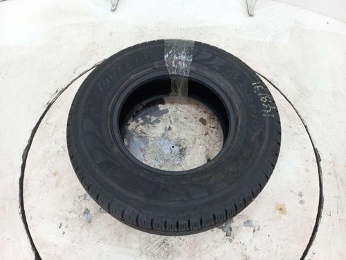 PNEU PIRELLI 255/70R16  R